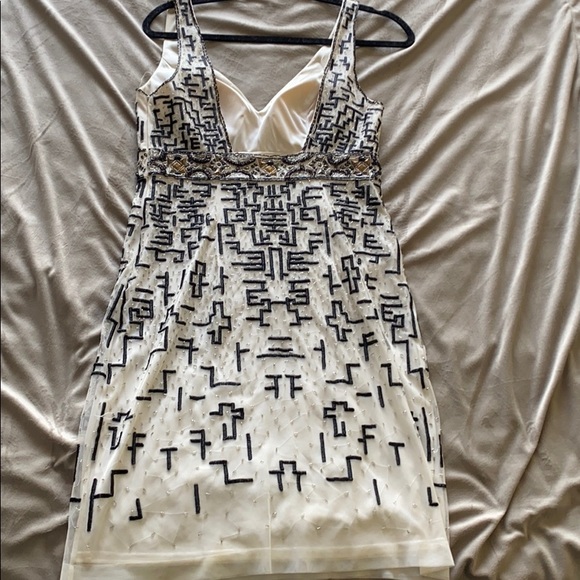Sue Wong beaded dress - Picture 3 of 8
